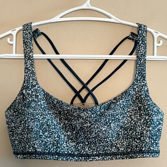 Lululemon Navy Blue Speckled Criss Cross Strappy Back Sports Bra - Picture 3 of 9